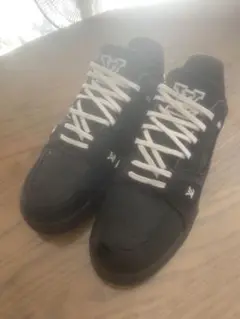 LOUIS VUITTON スニーカー