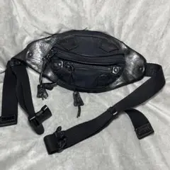 L .E .D BITES レザーボディーバッグ