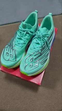 ニューバランスフューエルセルスーパーコンプエリートv3