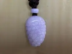 （稀少新品）小葡萄 天然本翡翠 ラベンダー翡翠彫刻品