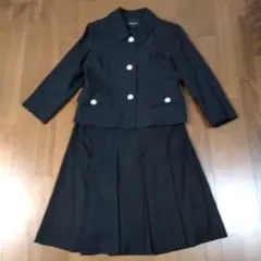 LOOKS フォーマルスーツ