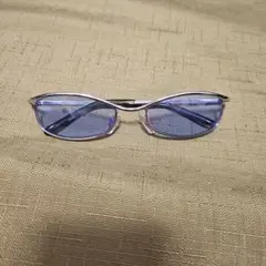 サングラス　青色レンズ