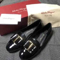 【美品】フェラガモ　エナメル　フラットパンプス　ローファー　22.5 23