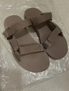 テバ　スライド　サンダル