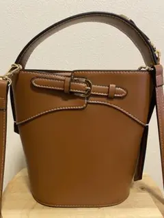 ZARA ショルダーバッグ