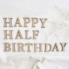 HAPPY HALF BIRTHDAY 木製　レターバナー