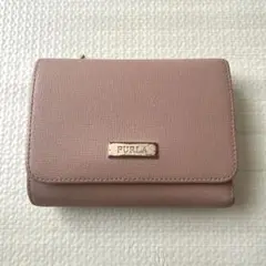 FURLA 三つ折り財布