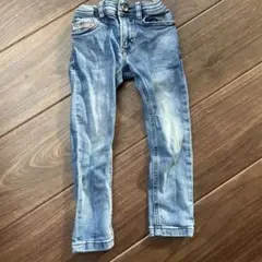 Item thumbnail for item f6c80dcd-f40b-4a36-b52b-e33dcc3c16a3