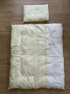 ★カバー付き★ベビー掛け布団・まくら 2点セット　星と月の刺繍入り　クレンゼ加工
