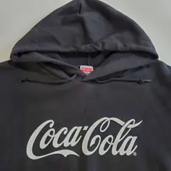 【Ｍサイズ・黒】Coca-Cola(コカ・コーラ)プルオーバーパーカー