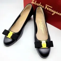 Salvatore Ferragamo パンプス ブラック ヴァラ