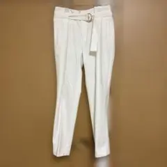 VICKY ベルト付きホワイトスラックス
