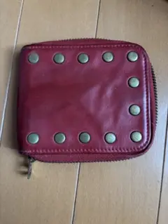 R.NEWBOLDスタッズレザー二つ折り財布