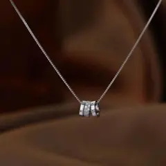 ネックレス トリプルリング ローマ数字 3連 シルバー ペンダント ジルコニア