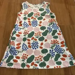 値下げ　marimekko フルーツ柄 ノースリーブワンピース 120㎝海外限定