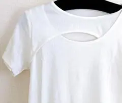ホワイト 半袖 Tシャツ カットアウトデザイン Mサイズ