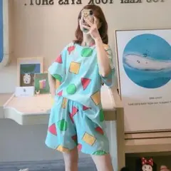 クレヨンしんちゃん幾何学模様パジャマセットアップ XL ミントグリーン1枚