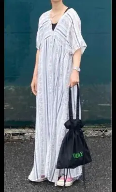 コーナーズストライプ花柄ロングワンピース 半袖