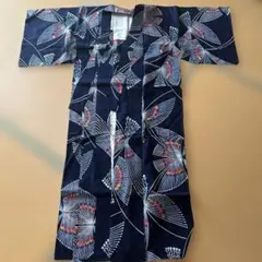 扇子模様の紺色浴衣