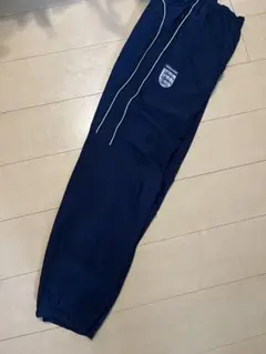 Item thumbnail for item e896425c-adf3-476b-8bf1-d6eb47dbefcd