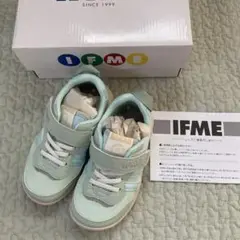 めろん様　箱無し新品！イフミー スニーカー