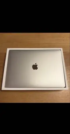 MacBook pro M2 16GB シルバー
