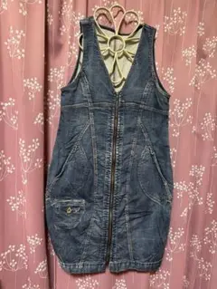 Item thumbnail for item acee8582-3cf4-44bc-b354-f5c02a5c33b6