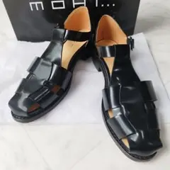 美品　MOHI（モヒ）NEWグルカサンダル 黒　ブラック　レザー