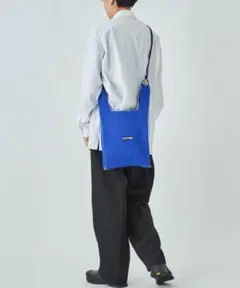 LASTFRAME 青 プリーツショルダーバッグ