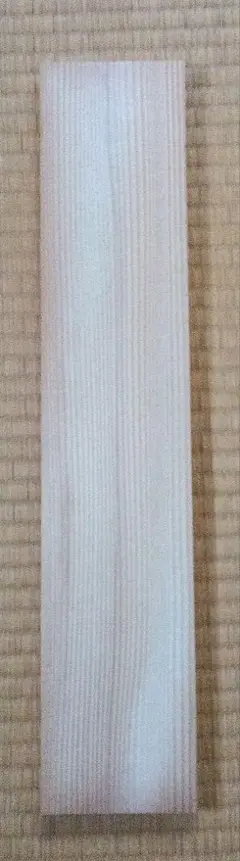 DIY材料　杉　板　横幅10cm✕縦幅50cm✕厚み1.3cm✕20枚セット
