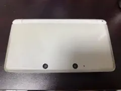 Nintendo 3DS ホワイト 本体　ソフト付き