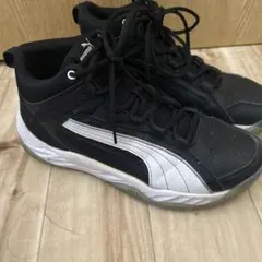 PUMA ハイカット ブラック/ホワイト