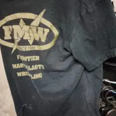 大仁田 篤志のいた時の FMW の貴重なもの の T シャツ