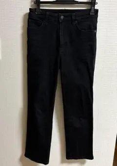 ストレートデニム