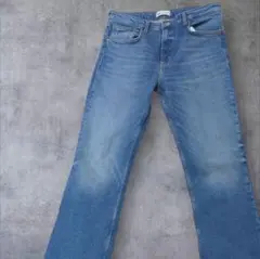 ZARA ライトブルー ストレートデニム フリンジ仕上げ