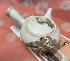 手描き模様の陶器急須