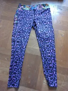ズンバレギンス