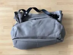 GILLIVO グレー レザー バッグ