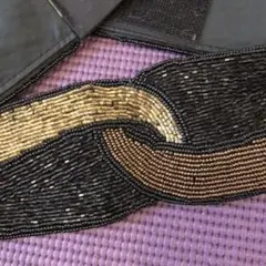 【美容師の私服】ヴィンテージビーズベルト