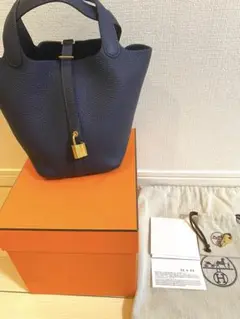 未使用 エルメス ピコタンロック PM ブルーニュイ