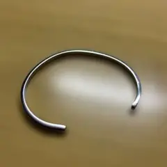 シルバーオープンバングル　バングル