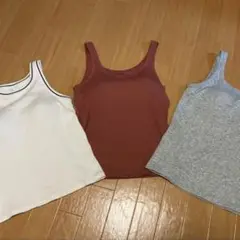 ☆ユニクロ☆新品　タンクトップ 3点セット（ホワイト・バーガンディ・グレー）