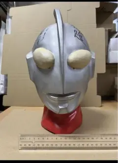 ウルトラマン 1/1 レプリカマスク マスク 置物　飾り　レア　フィギュア ウルトラマン 1/1 レプリカマスク マスク 置物 飾り レア