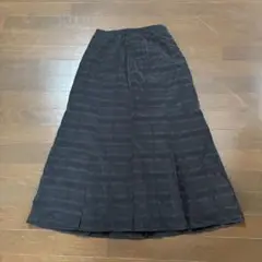 【美品】レディース／ロングスカート　ミモレ丈　薄地　シワ加工　ブラック　M