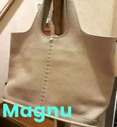 Item thumbnail for item 11174922-af8c-4b6f-bcd9-12e194132753