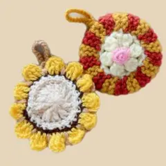 【最終値下げしました❗️】アクリルタワシ　ハンドメイド　毛糸　2個まとめ売り