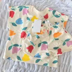 新品タグ付♡ ZARA　ザラベビー　セットアップ　花柄　116cm 120
