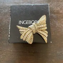 INGEBORG リボン型ブローチ