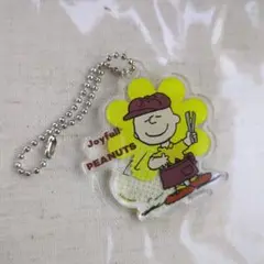 Joyful　ジョイフル　スヌーピー　SNOOPY　アクリルキーホルダー　コラボ