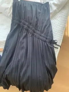 黒のプリーツロングスカート Ｍサイズ